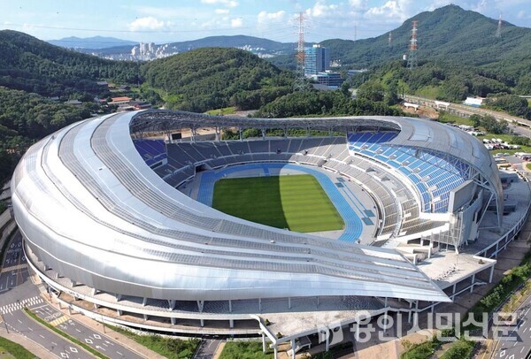 2022 경기도체육대회 개회식과 주요경기가 펼쳐질 용인미르스타디움.